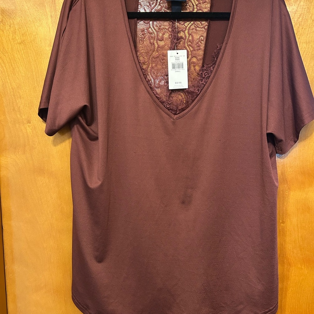 Daytrip Burgundy V-Neck Short Sleeve Top